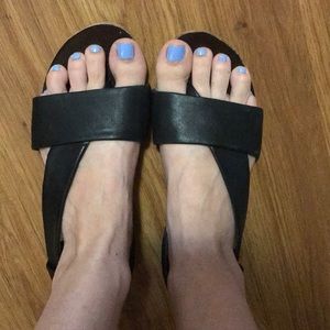 Women’s size 9 Free People black strappy flats